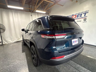 2027 Jeep Grand Cherokee GRAND CHEROKEE LIMITED 4X4