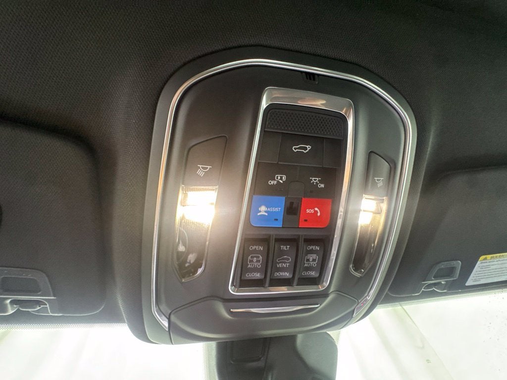 2027 Jeep Grand Cherokee GRAND CHEROKEE LIMITED 4X4