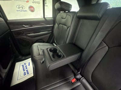 2027 Jeep Grand Cherokee GRAND CHEROKEE LIMITED 4X4