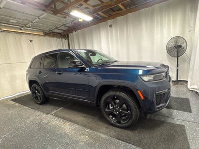 2027 Jeep Grand Cherokee GRAND CHEROKEE LIMITED 4X4