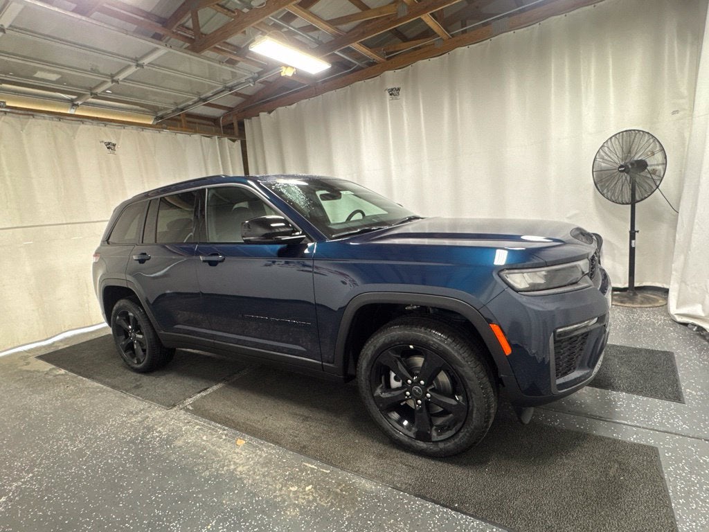2027 Jeep Grand Cherokee GRAND CHEROKEE LIMITED 4X4