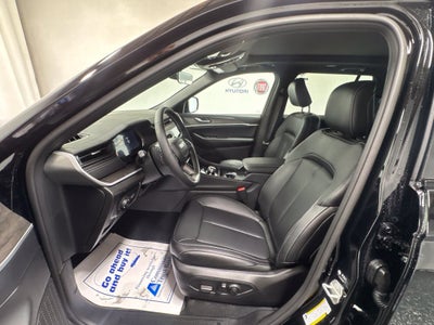 2027 Jeep Grand Cherokee GRAND CHEROKEE LIMITED 4X4