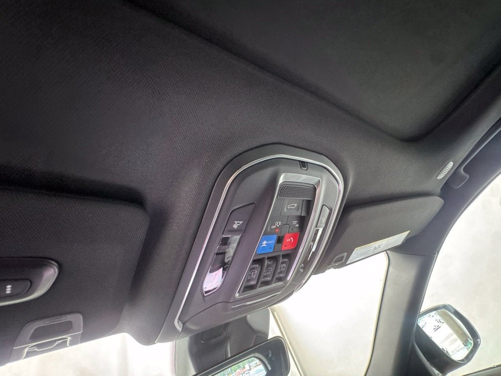 2027 Jeep Grand Cherokee GRAND CHEROKEE LIMITED 4X4