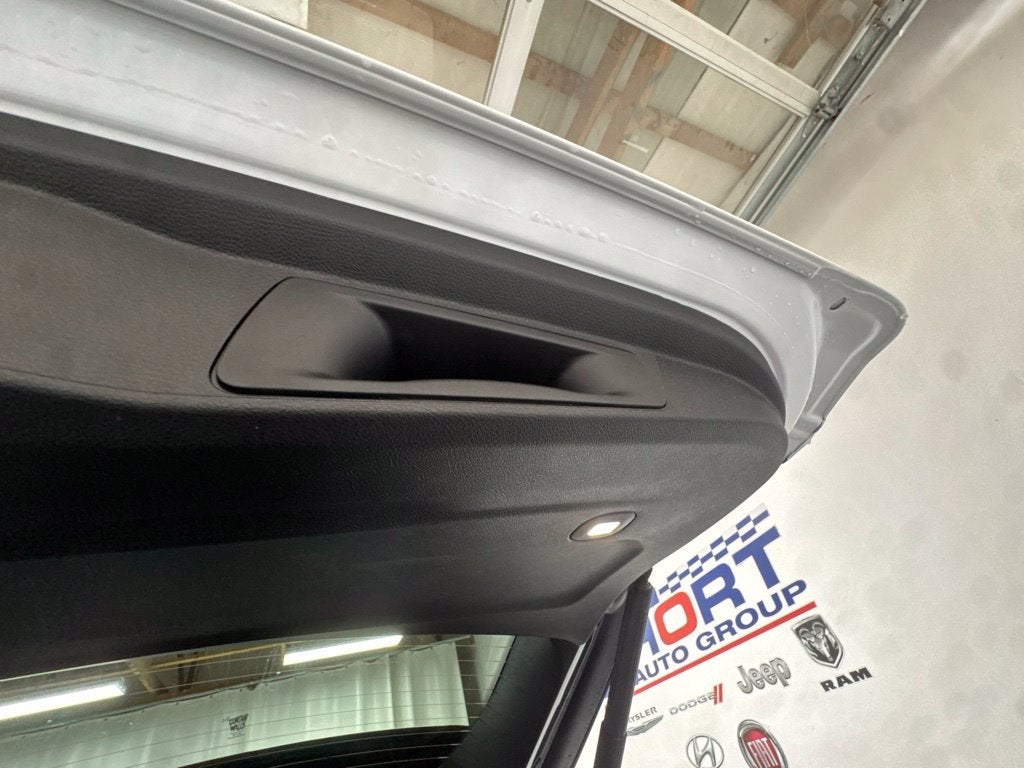 2027 Jeep Grand Cherokee GRAND CHEROKEE LIMITED 4X4