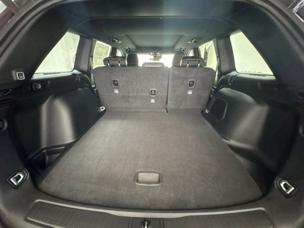 2027 Jeep Grand Cherokee GRAND CHEROKEE LIMITED 4X4