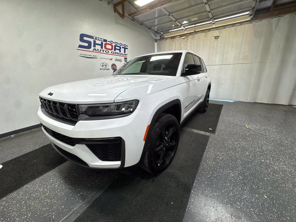 2027 Jeep Grand Cherokee GRAND CHEROKEE LIMITED 4X4