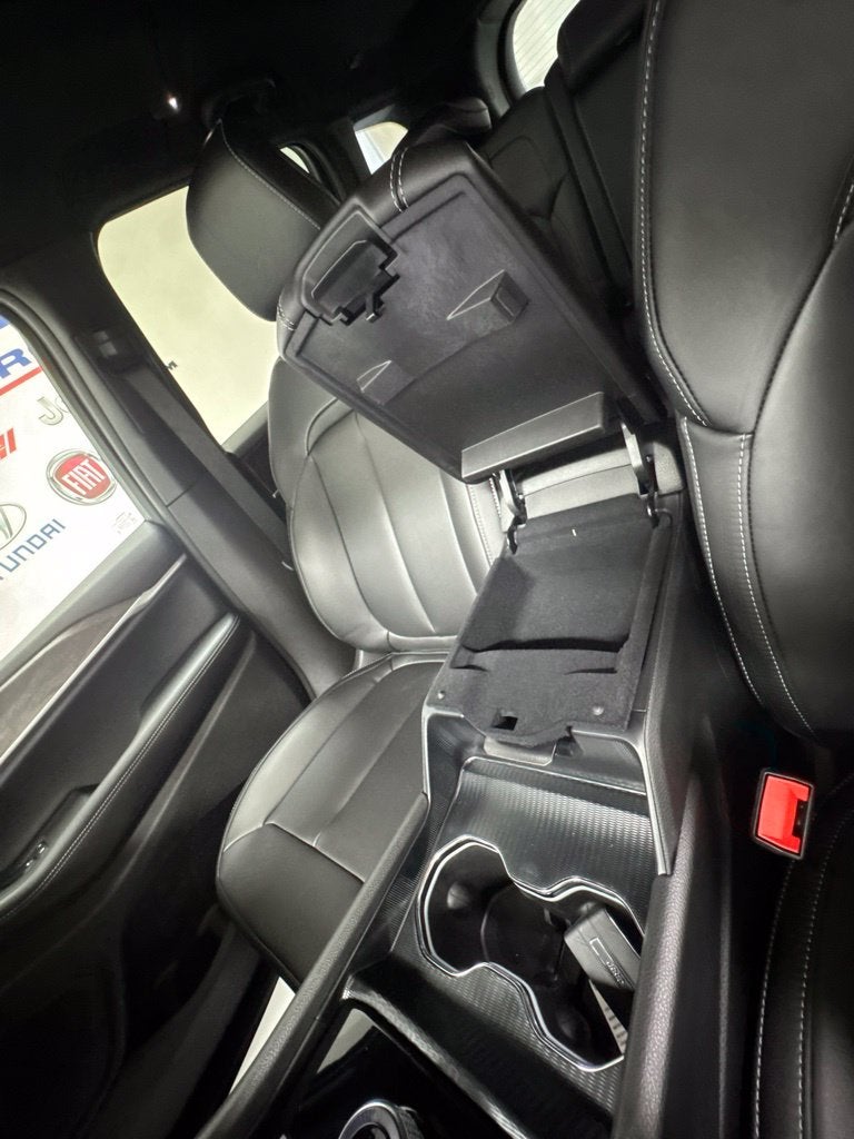 2027 Jeep Grand Cherokee GRAND CHEROKEE LIMITED 4X4