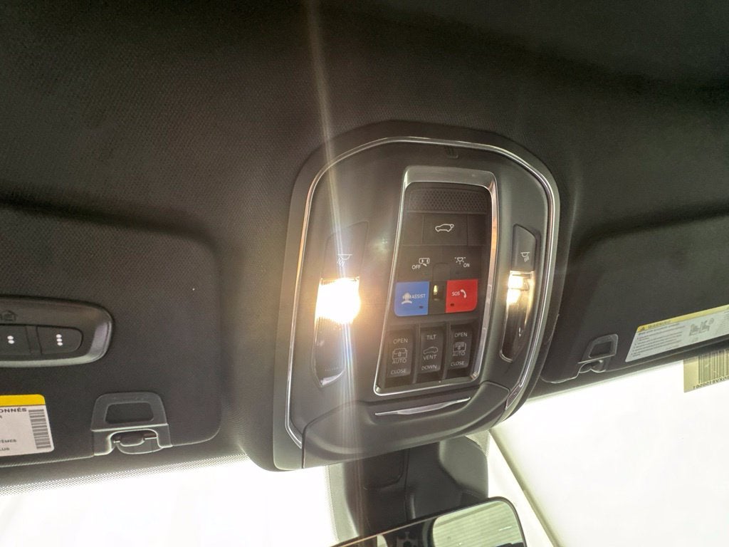 2027 Jeep Grand Cherokee GRAND CHEROKEE LIMITED 4X4