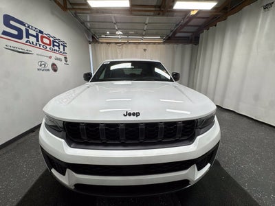 2027 Jeep Grand Cherokee GRAND CHEROKEE LIMITED 4X4