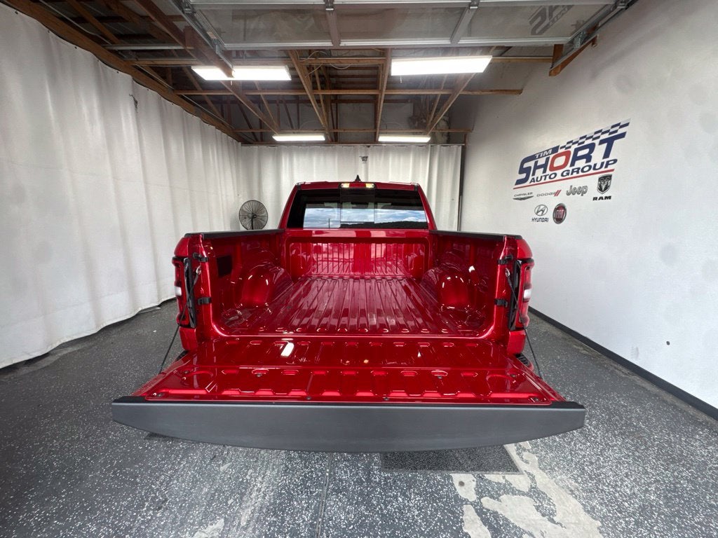 2027 RAM Ram 1500 RAM 1500 BIG HORN CREW CAB 4X4 5'7' BOX