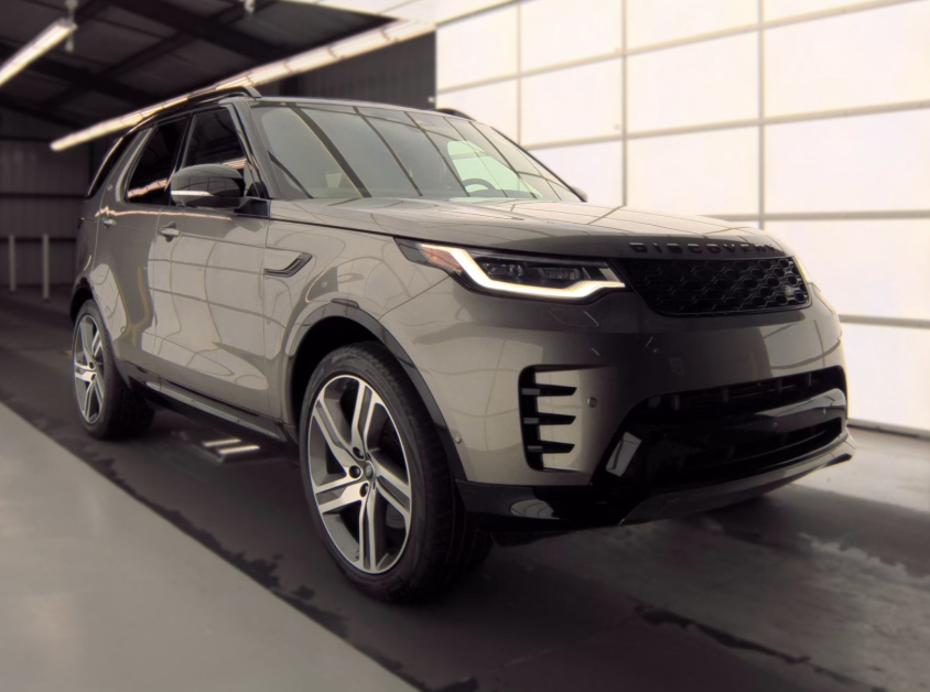 2024 Land Rover Discovery P360 Dynamic SE